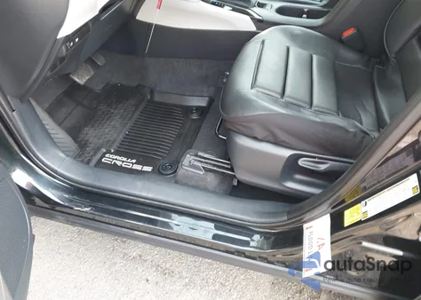 2025 Toyota Corolla Cross L from USA, damaged, VIN 7MUAAABG6SV123907